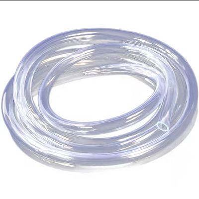 Un buon prezzo. 600V tensione nominale tubo di plastica trasparente da 10 mm per connessioni elettriche versatili in linea