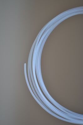 Un buon prezzo. Un ampio intervallo di temperatura di funzionamento tubo termico contraente più recente tipo e il prezzo inferiore materiale PTFE in linea