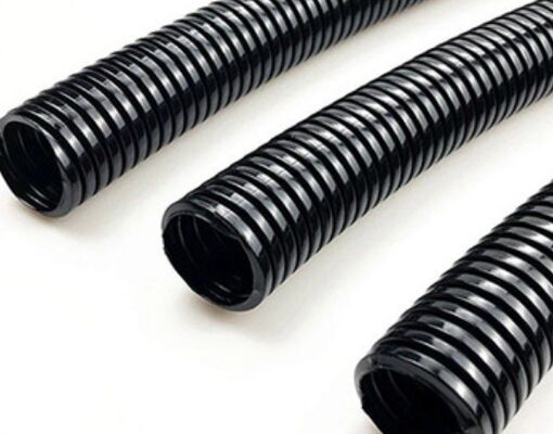 Un buon prezzo. Tubo corrugato in PVC per interni e esterni Tubo a cloruro di polivinile resistente adatto alle applicazioni idrauliche, di irrigazione e di costruzione in linea