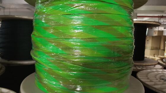 Un buon prezzo. Retardante della fiamma PET con manica intrecciata resistente all'abrasione e resistente agli acidi e agli alcali per la protezione del filo in linea