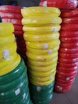 Un buon prezzo. -190°C a 260°C resistenza Tubo in PTFE non restrittivo con ampia scelta di colori utilizzato nell'industria del filo in linea