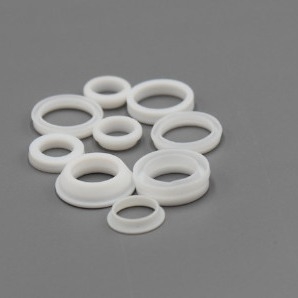 Un buon prezzo. Prodotti idraulici 15mpa di CNC PTFE di Rod Seals di resistenza della pressione bianchi in linea